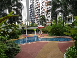 Esparina Residences (D19), Condominium #211091321